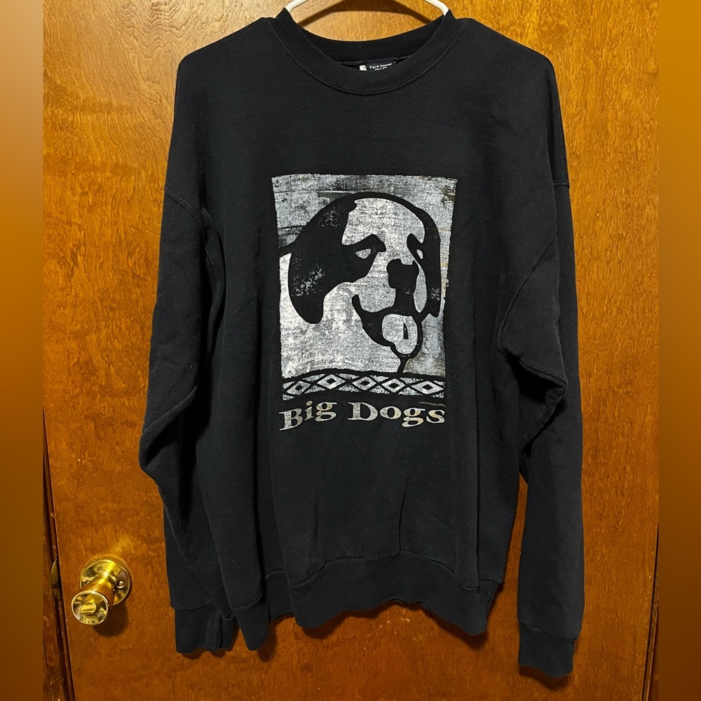 Big Dogs sweatshirt